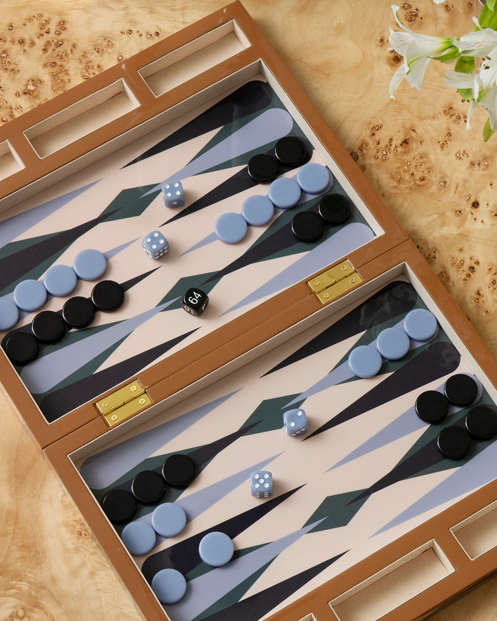 Lacquered Backgammon – Modern Coffee Table Games