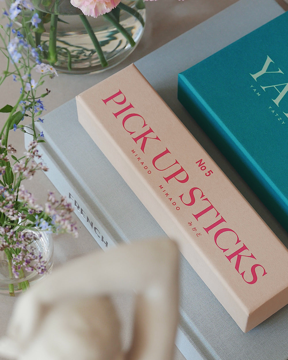 Pick up sticks, Classic – Modern Coffee Table Games
