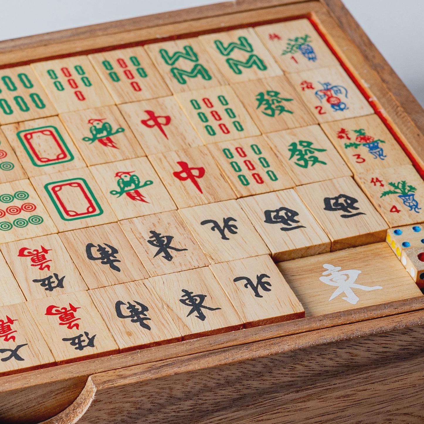 Modern Mahjong Mango Wood Board Game Set, Chinese Version Mahjong