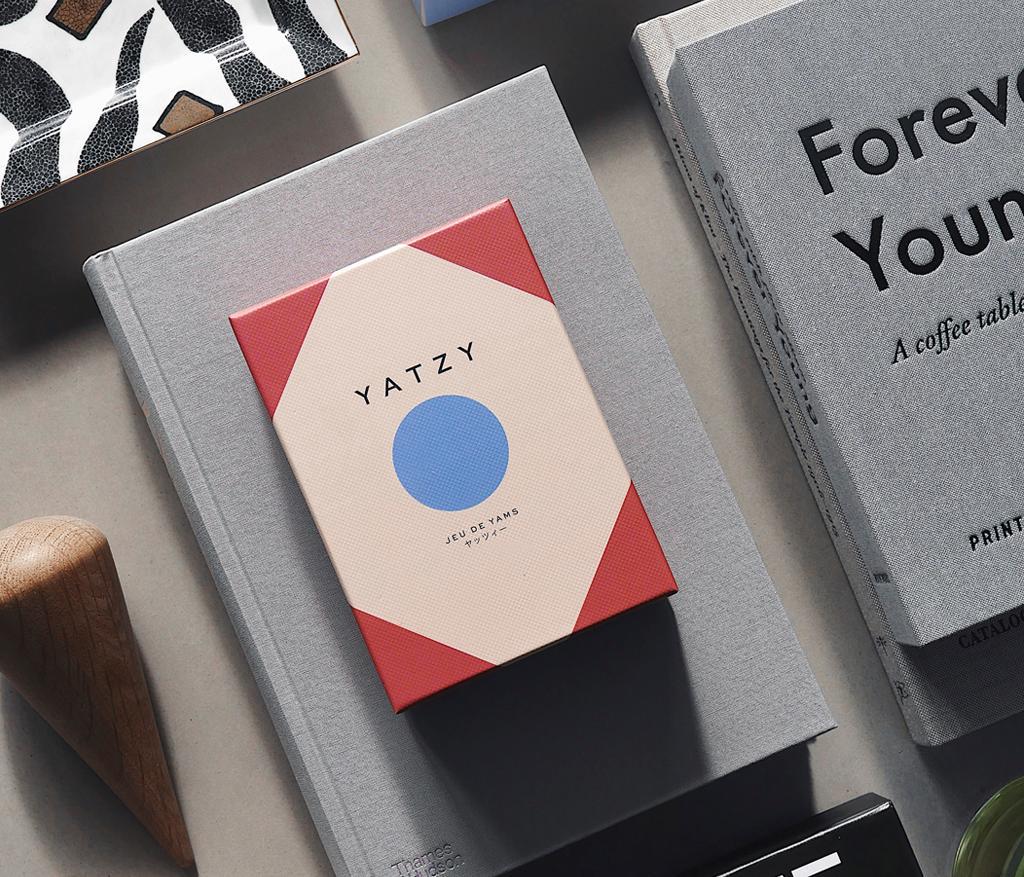 Modern Yatzy Board Game Set